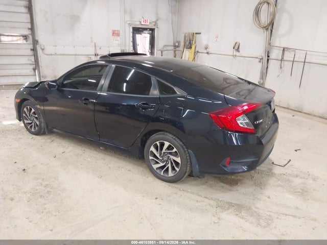 46103951 :رقم المزاد ، 19XFC2F75GE078180 vin ، 2016 Honda Civic Ex مزاد بيع