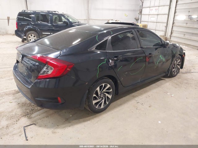 46103951 :رقم المزاد ، 19XFC2F75GE078180 vin ، 2016 Honda Civic Ex مزاد بيع