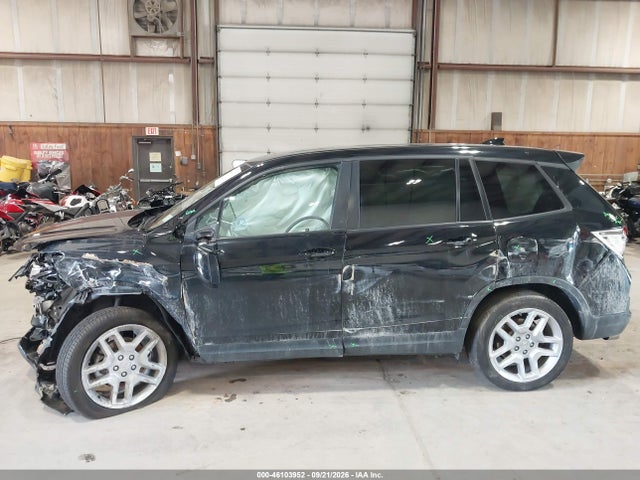 46103952 :رقم المزاد ، 5FNYF8H5XSB007915 vin ، 2025 Honda Passport Awd Ex-l مزاد بيع