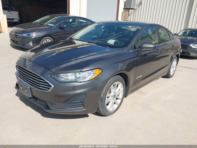 46104010 :رقم المزاد ، 3FA6P0LU1KR190839 vin ، 2019 Ford Fusion Hybrid Se مزاد بيع