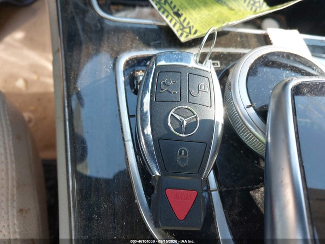 46104039 :رقم المزاد ، 55SWF4KB9GU159785 vin ، 2016 Mercedes-benz C 300 Luxury 4matic مزاد بيع
