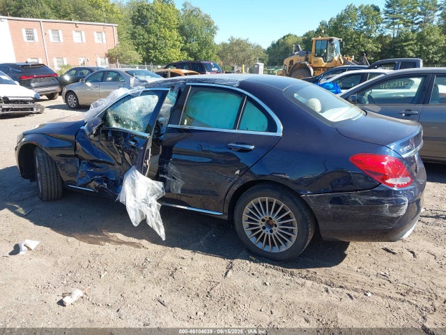 46104039 :رقم المزاد ، 55SWF4KB9GU159785 vin ، 2016 Mercedes-benz C 300 Luxury 4matic مزاد بيع