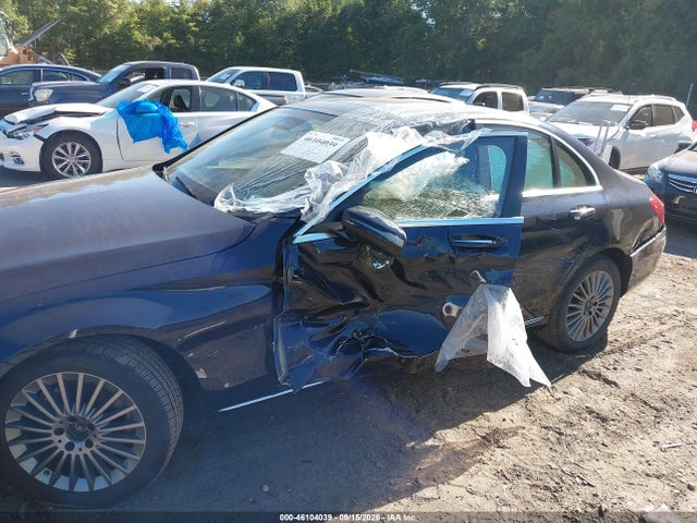 46104039 :رقم المزاد ، 55SWF4KB9GU159785 vin ، 2016 Mercedes-benz C 300 Luxury 4matic مزاد بيع