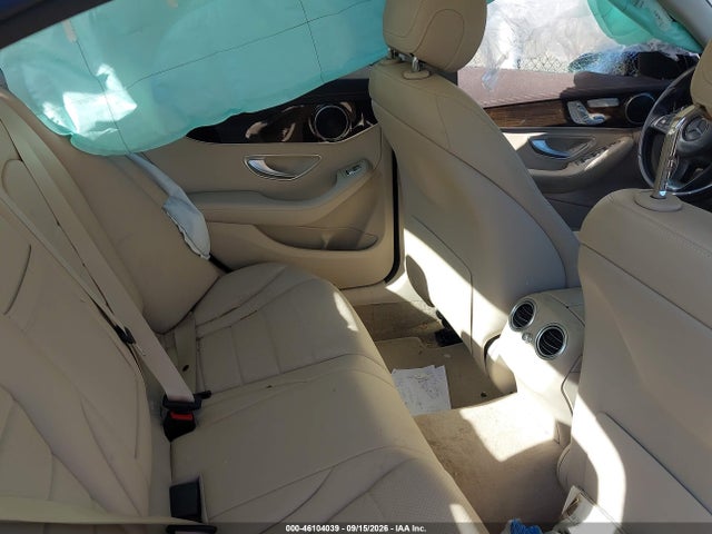 46104039 :رقم المزاد ، 55SWF4KB9GU159785 vin ، 2016 Mercedes-benz C 300 Luxury 4matic مزاد بيع