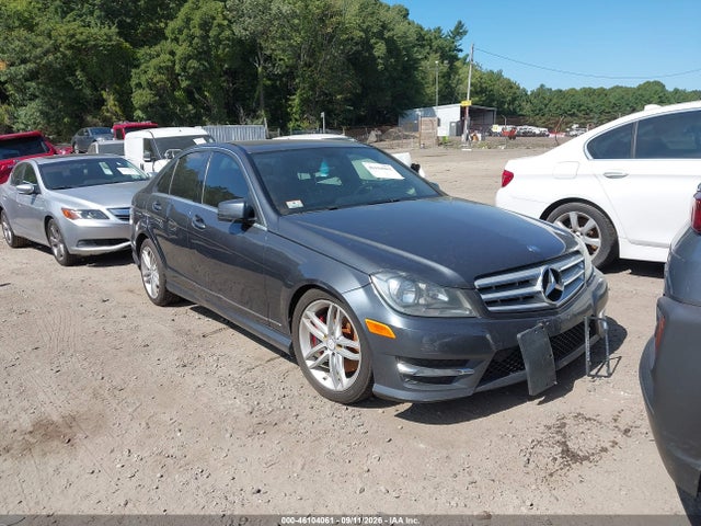 Aukcja sprzedaży 2013 Mercedes-benz C 300 Sport 4matic, vin: WDDGF8AB8DR275263, numer aukcji: 46104061