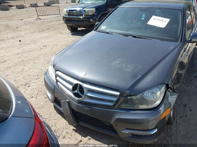 Aukcja sprzedaży 2013 Mercedes-benz C 300 Sport 4matic, vin: WDDGF8AB8DR275263, numer aukcji: 46104061