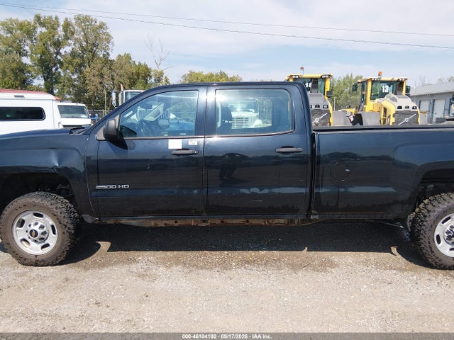 46104100 :رقم المزاد ، 1GC1KUEG9JF257720 vin ، 2018 Chevrolet Silverado 2500hd Wt مزاد بيع