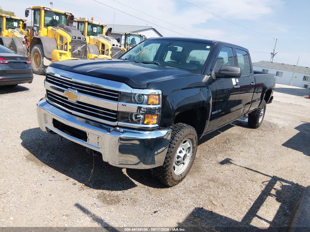46104100 :رقم المزاد ، 1GC1KUEG9JF257720 vin ، 2018 Chevrolet Silverado 2500hd Wt مزاد بيع