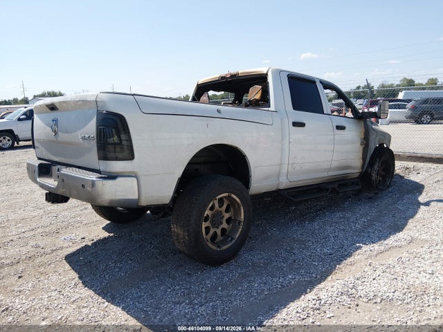 46104099 :رقم المزاد ، 3C6UR5CLXGG357841 vin ، 2016 Ram 2500 Tradesman مزاد بيع