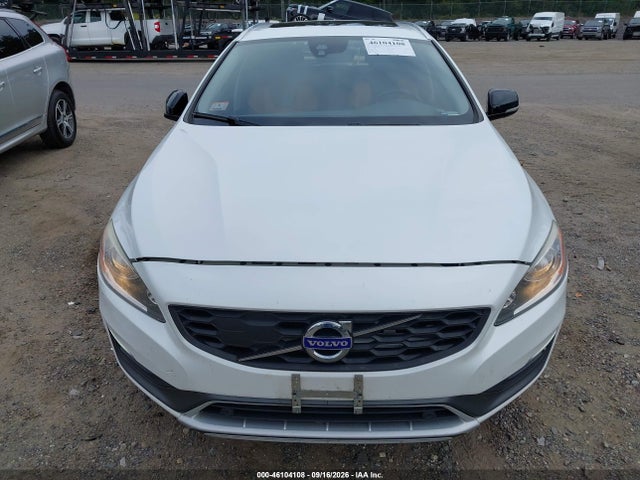 Продаж на аукціоні авто 2016 Volvo V60 Cross Country T5, vin: YV4612HK9G1010441, номер лоту: 46104108