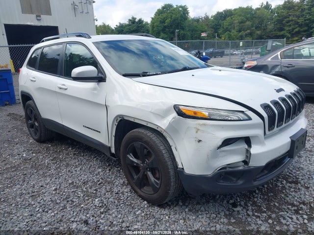 46104130 :رقم المزاد ، 1C4PJMCB6GW131831 vin ، 2016 Jeep Cherokee Latitude مزاد بيع