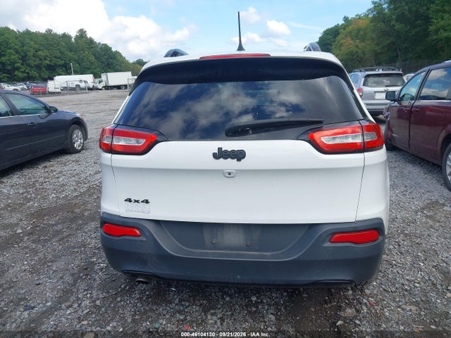 46104130 :رقم المزاد ، 1C4PJMCB6GW131831 vin ، 2016 Jeep Cherokee Latitude مزاد بيع