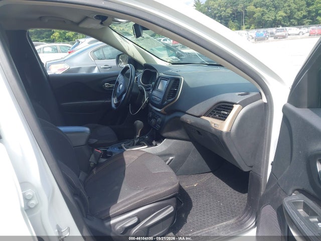 46104130 :رقم المزاد ، 1C4PJMCB6GW131831 vin ، 2016 Jeep Cherokee Latitude مزاد بيع