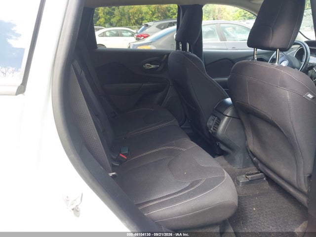 46104130 :رقم المزاد ، 1C4PJMCB6GW131831 vin ، 2016 Jeep Cherokee Latitude مزاد بيع