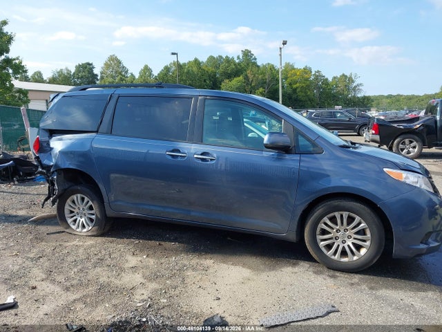 Aukcja sprzedaży 2017 Toyota Sienna Xle 8 Passenger, vin: 5TDYZ3DCXHS861192, numer aukcji: 46104139
