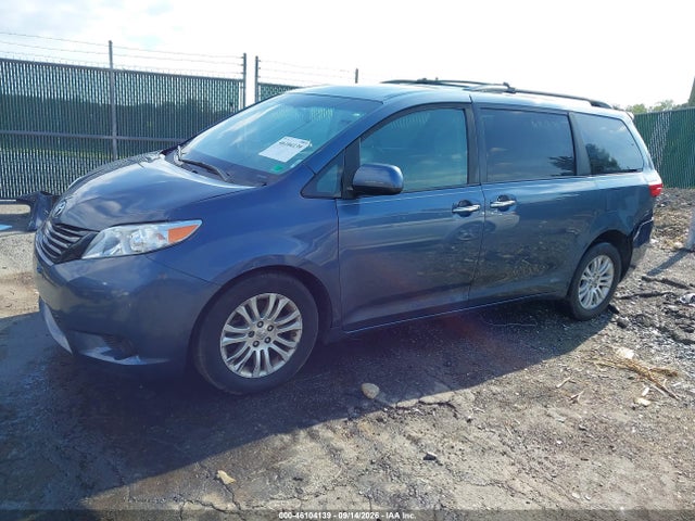 Aukcja sprzedaży 2017 Toyota Sienna Xle 8 Passenger, vin: 5TDYZ3DCXHS861192, numer aukcji: 46104139