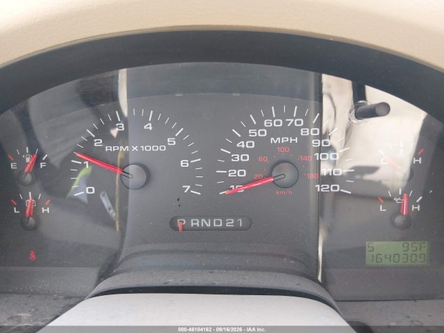 46104162 :رقم المزاد ، 1FTPX12544NC53002 vin ، 2004 Ford F-150 Lariat/xl/xlt مزاد بيع