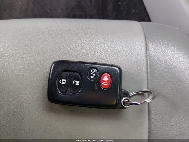 Toyota Prius Four 2014 JTDKN3DU2E1749294 Image 11