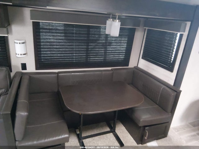 46104201 :رقم المزاد ، 1UJBJ0BR3M1TD0177 vin ، 2021 Jayco Other مزاد بيع