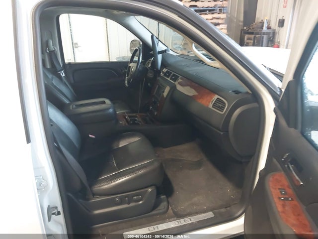 2009 Chevrolet Tahoe Ltz მანქანა იყიდება აუქციონზე, vin: 1GNFK33089J100153, აუქციონის ნომერი: 46104243