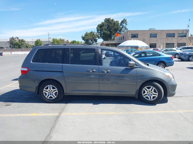 46104254 :رقم المزاد ، 5FNRL38757B096883 vin ، 2007 Honda Odyssey Ex-l مزاد بيع