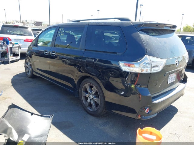 5TDXK3DC2GS758640 Toyota Sienna Se 8 Passenger