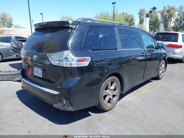 5TDXK3DC2GS758640 Toyota Sienna Se 8 Passenger