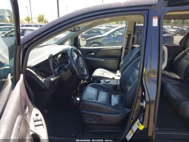 5TDXK3DC2GS758640 Toyota Sienna Se 8 Passenger
