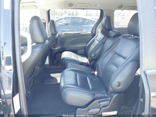 5TDXK3DC2GS758640 Toyota Sienna Se 8 Passenger
