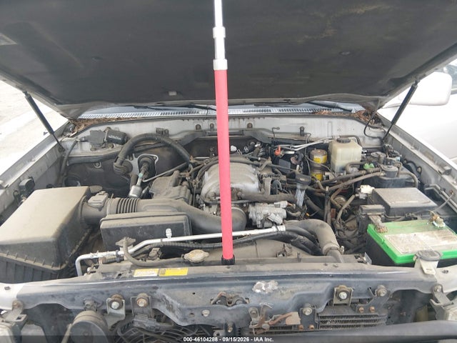 46104288 :رقم المزاد ، JT3HT05J2Y0093311 vin ، 2000 Toyota Land Cruiser مزاد بيع