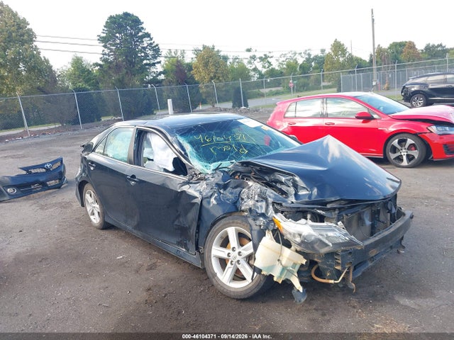 2014 Toyota Camry Se მანქანა იყიდება აუქციონზე, vin: 4T1BF1FK0EU332764, აუქციონის ნომერი: 46104371