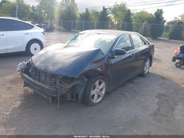 2014 Toyota Camry Se მანქანა იყიდება აუქციონზე, vin: 4T1BF1FK0EU332764, აუქციონის ნომერი: 46104371