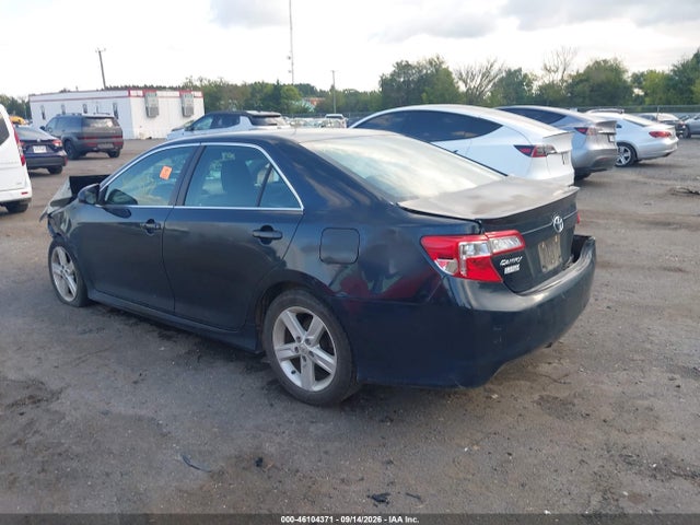 2014 Toyota Camry Se მანქანა იყიდება აუქციონზე, vin: 4T1BF1FK0EU332764, აუქციონის ნომერი: 46104371