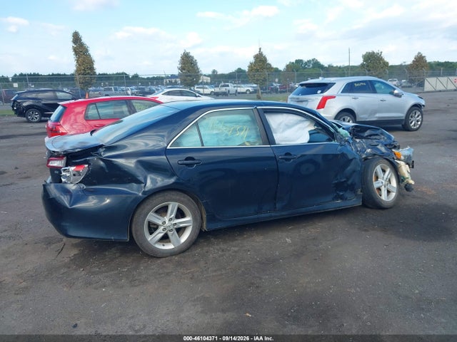 2014 Toyota Camry Se მანქანა იყიდება აუქციონზე, vin: 4T1BF1FK0EU332764, აუქციონის ნომერი: 46104371