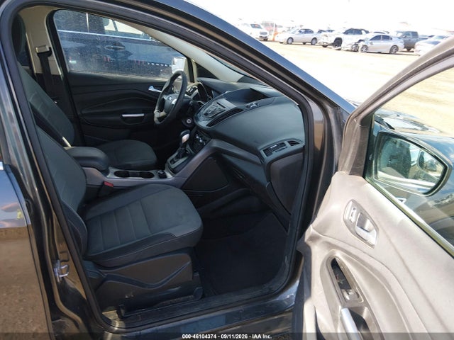 Продажа на аукционе авто 2015 Ford Escape Se, vin: 1FMCU9GX8FUB67552, номер лота: 46104374