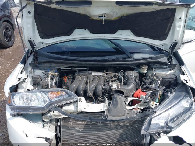 46104377 :رقم المزاد ، 3HGGK5H83FM733568 vin ، 2015 Honda Fit Ex/ex-l مزاد بيع