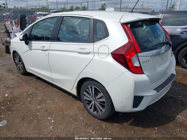 46104377 :رقم المزاد ، 3HGGK5H83FM733568 vin ، 2015 Honda Fit Ex/ex-l مزاد بيع