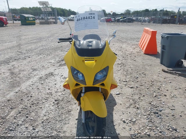 46104424 :رقم المزاد ، JH2MF06726K200225 vin ، 2006 Honda Nss250 S مزاد بيع