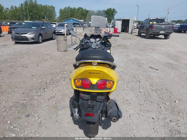 46104424 :رقم المزاد ، JH2MF06726K200225 vin ، 2006 Honda Nss250 S مزاد بيع