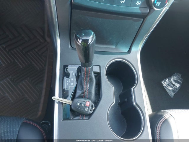4T1BF1FK2FU994265 Toyota CAMRY SE
