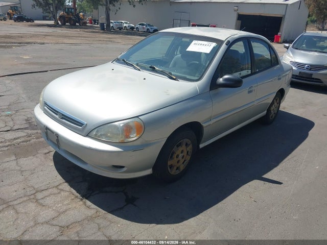 46104432 :رقم المزاد ، KNADC123816065714 vin ، 2001 Kia Rio مزاد بيع