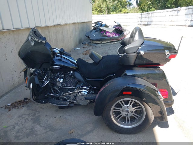 Harley-Davidson FLHTCUTG 2019 1HD1MAF14KB856874 Image 12