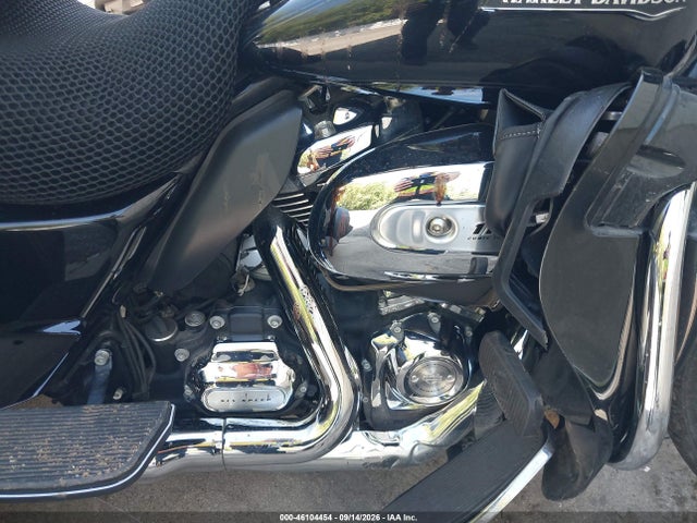 Harley-Davidson FLHTCUTG 2019 1HD1MAF14KB856874 Image 8