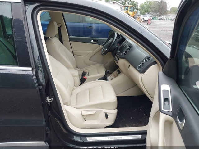 Продажа на аукционе авто 2014 Volkswagen Tiguan Se, vin: WVGAV3AX1EW578689, номер лота: 46104459