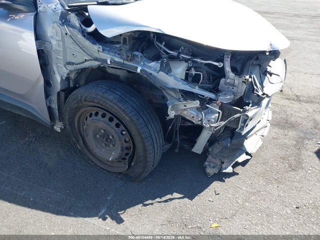 Toyota C-HR LE 2019 JTNKHMBX6K1045150 Image 6