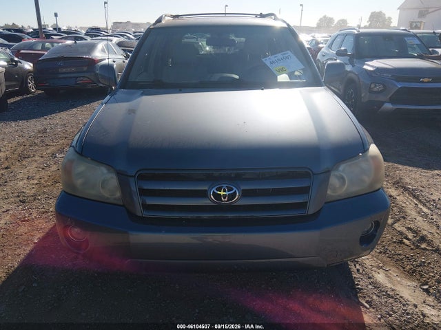 46104507 :رقم المزاد ، JTEEP21AX40055805 vin ، 2004 Toyota Highlander V6 مزاد بيع