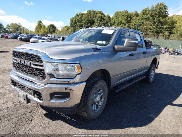 46104549 :رقم المزاد ، 3C6UR5CJ2RG131858 vin ، 2024 Ram 2500 Tradesman  4x4 6'4 Box مزاد بيع