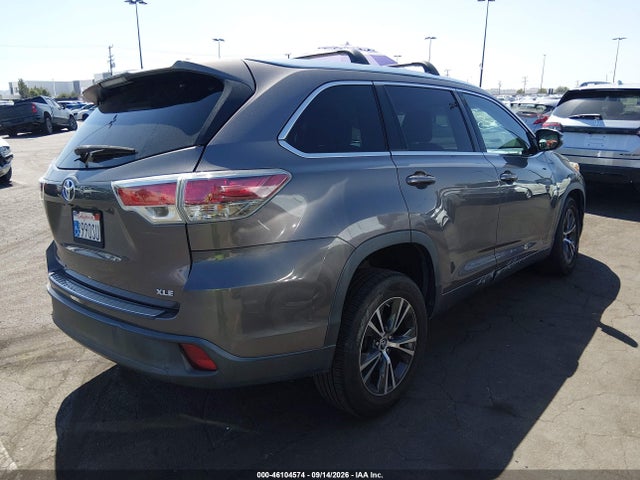 Toyota Highlander Xle V6 2016 5TDKKRFH0GS179846 Image 4