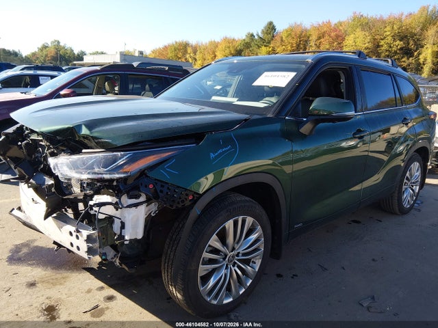 2025 Toyota Highlander Hybrid Platinum მანქანა იყიდება აუქციონზე, vin: 5TDEBRCH6SS669153, აუქციონის ნომერი: 46104582