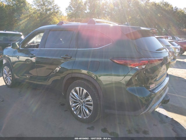 2025 Toyota Highlander Hybrid Platinum მანქანა იყიდება აუქციონზე, vin: 5TDEBRCH6SS669153, აუქციონის ნომერი: 46104582